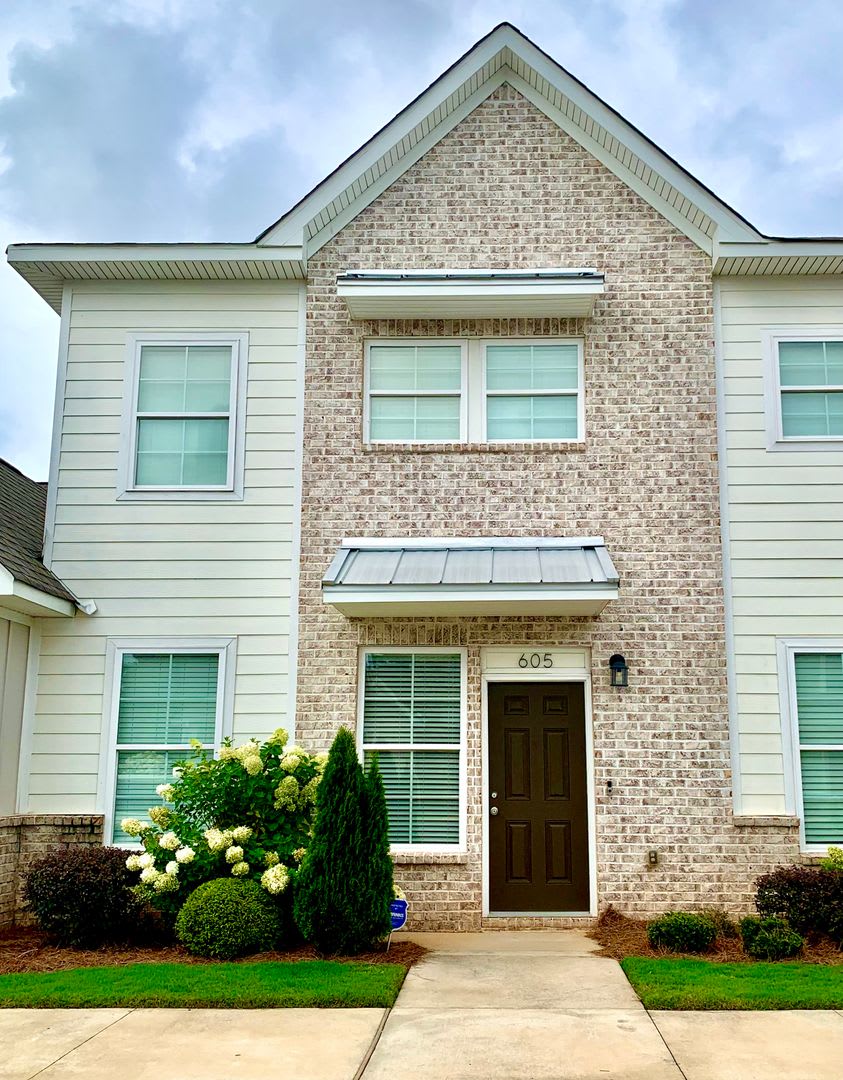 Pristine 3 Bedroom Unit at Eagle Ridge Townhomes in Opelika