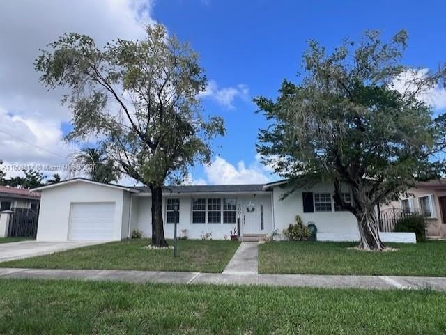 5001 SW 87 th place