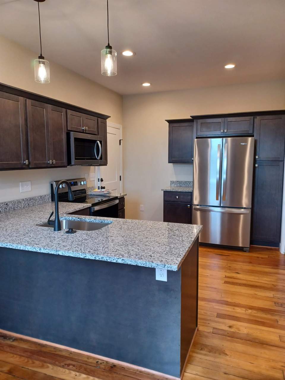 903 South Loudoun Street - 1