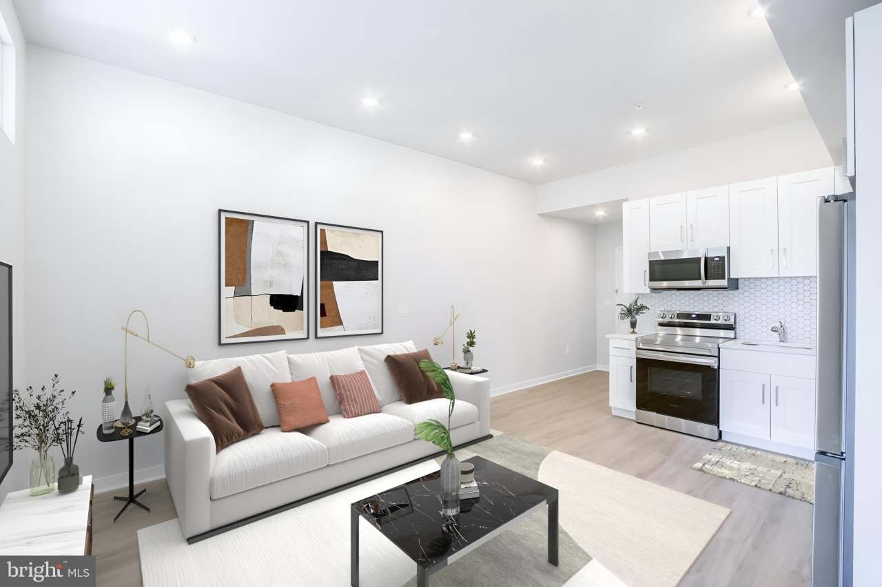 1330 S PATTON Street unit: 204