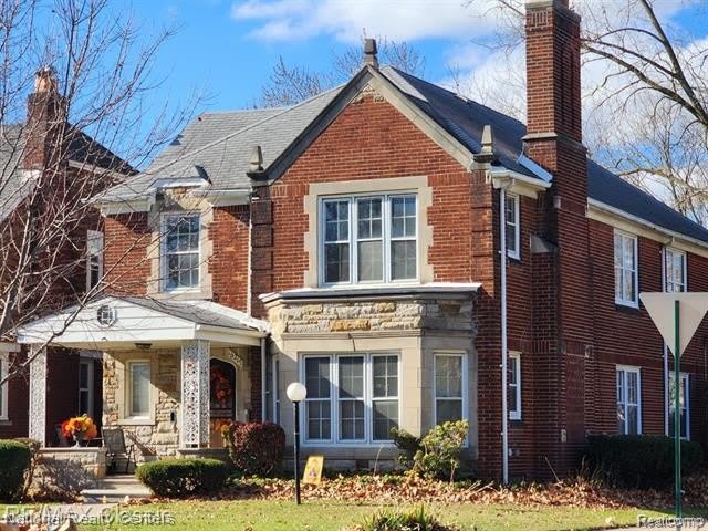 16217 Greenview Avenue