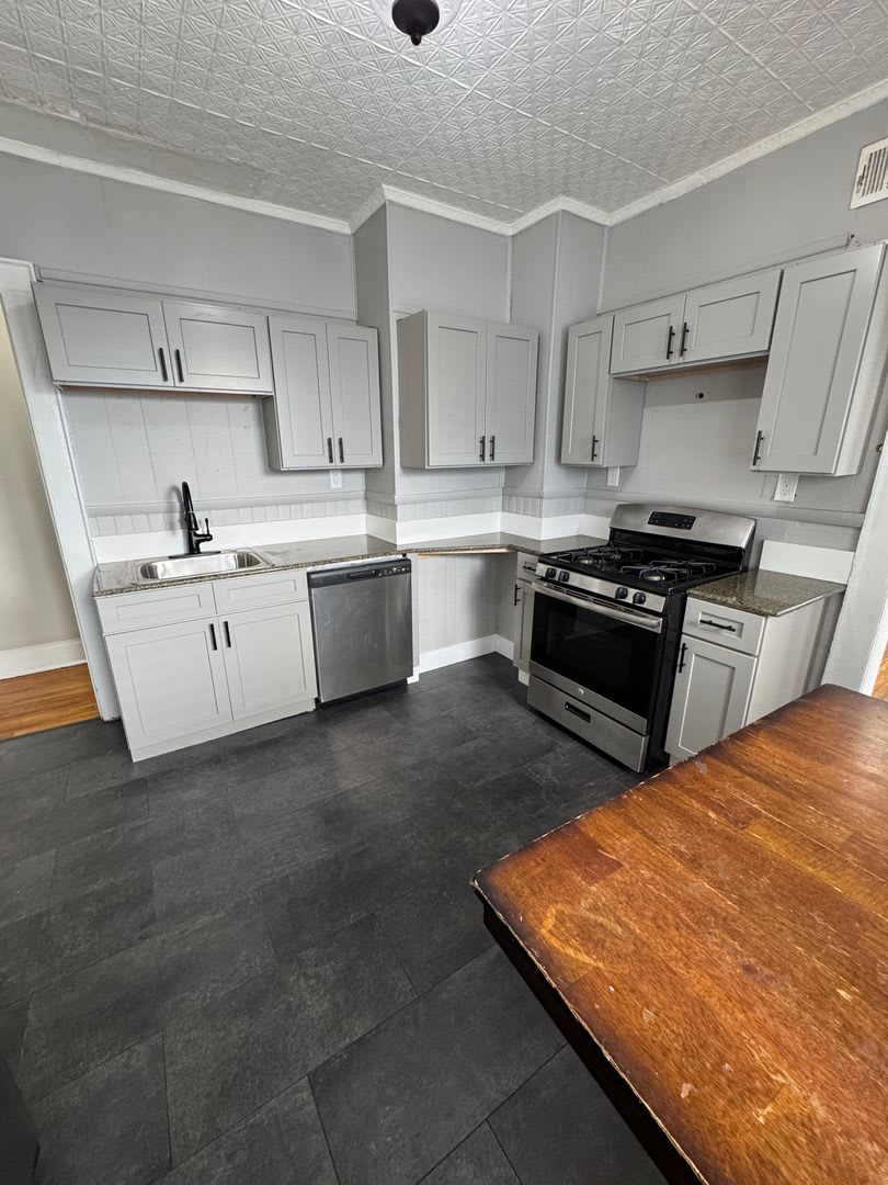 825-827 Westcott Street