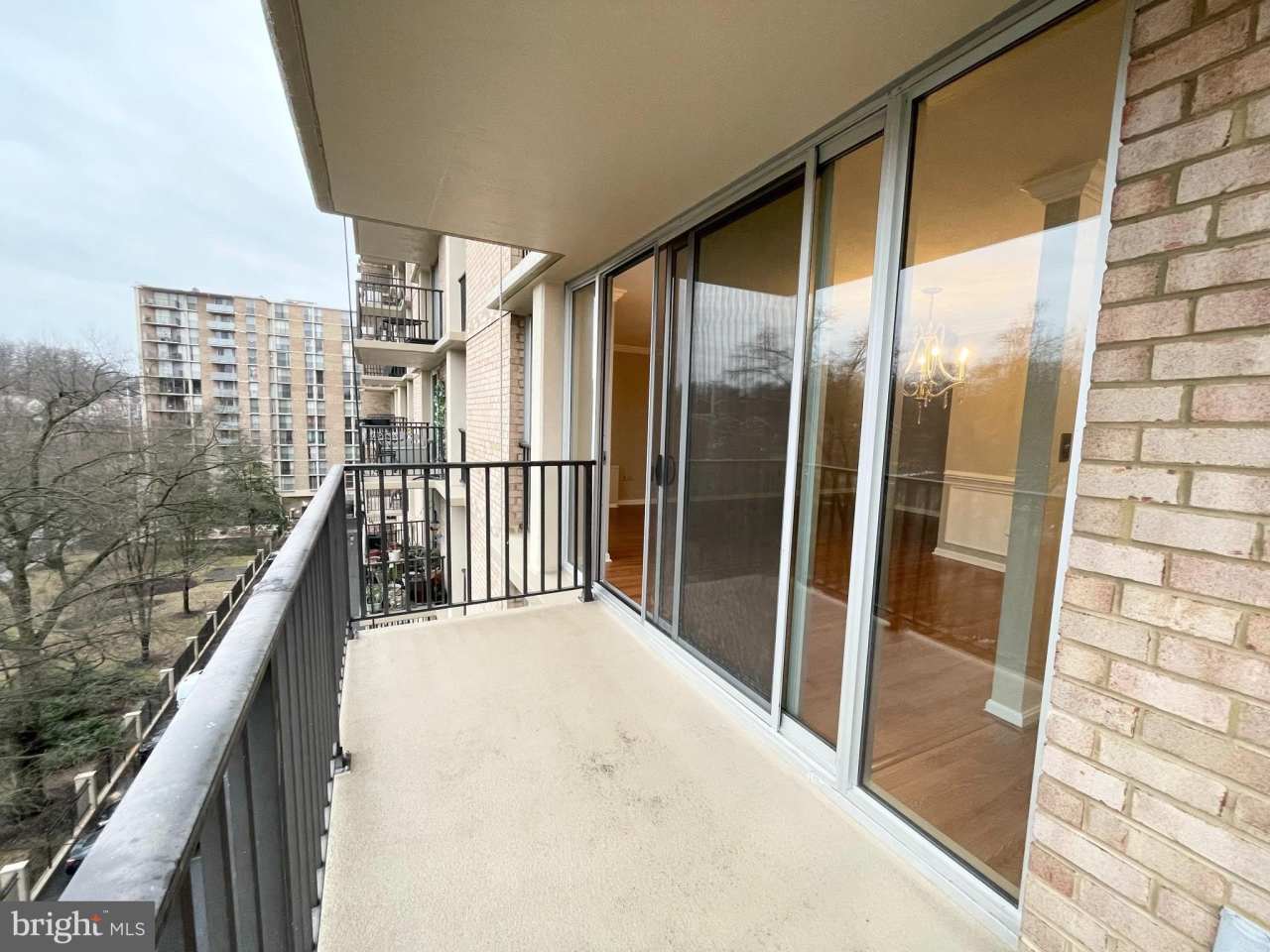 4600 S FOUR MILE RUN Drive unit: 601