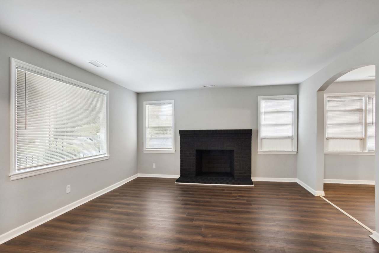 Large 3BR/2BA Near Downtown Savannah Home For Rent