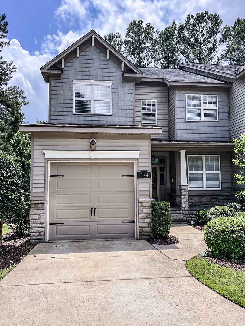 Gorgeous 3 Bed 2.5 Bath Home in Fayetteville