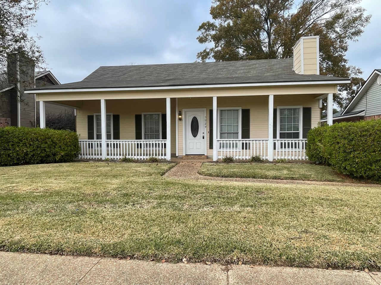 Stockwell Area! A Must See Today!