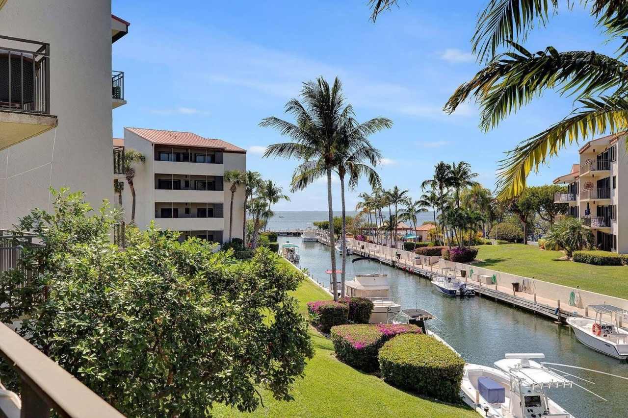 104500 Overseas Highway