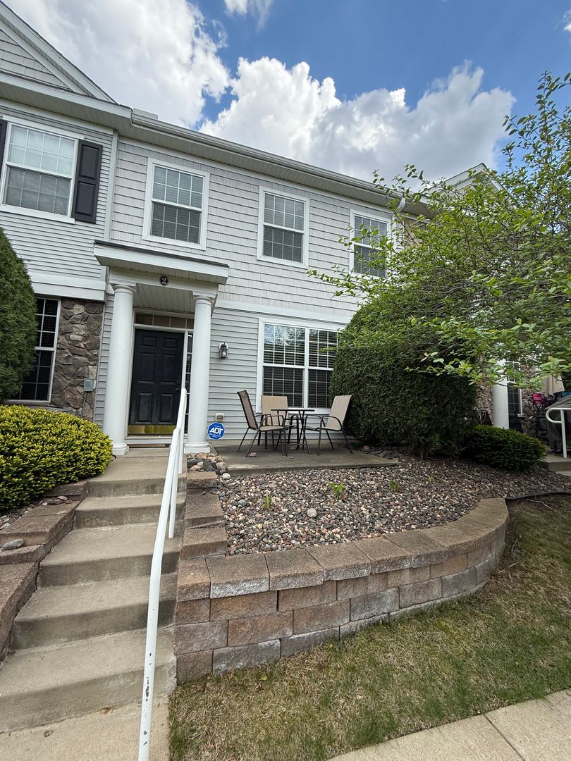 1577 Legacy Parkway E