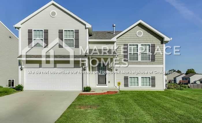 4722 Torrington Dr SE