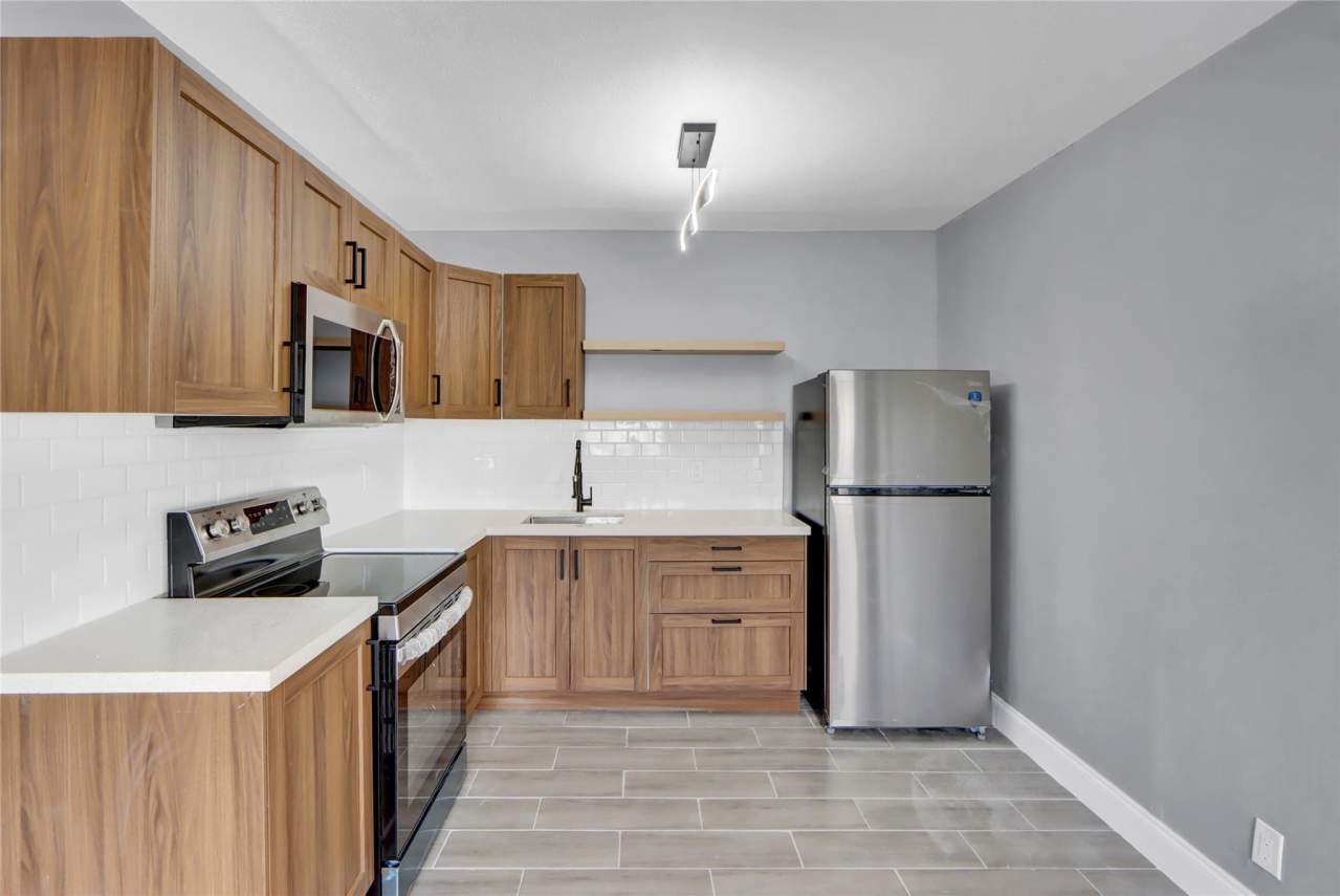 260 Nw 19th Street 1