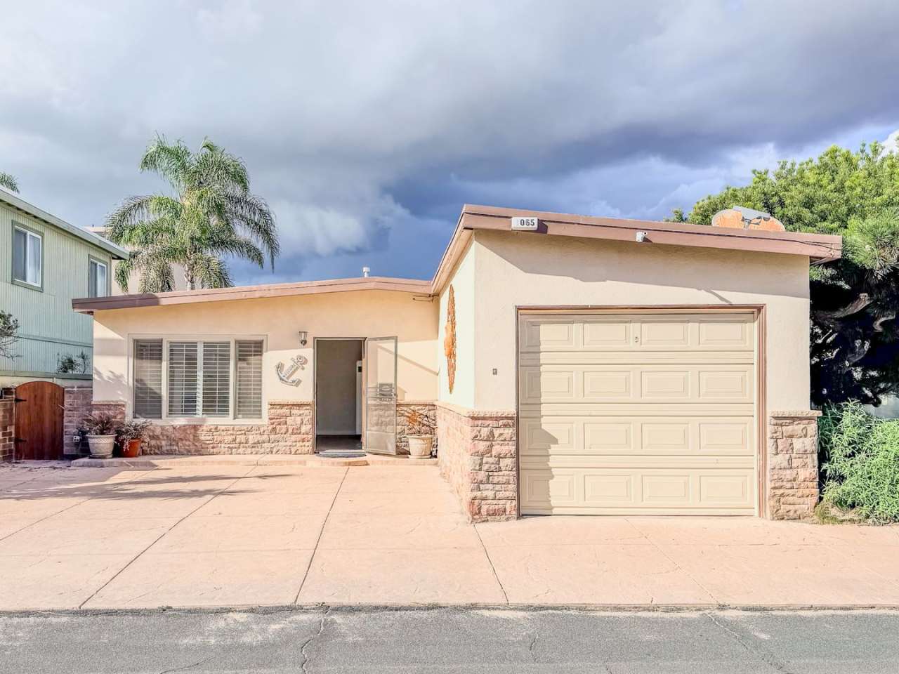 1065 Belfast | Ventura at Belfast Ln | Unfurnished