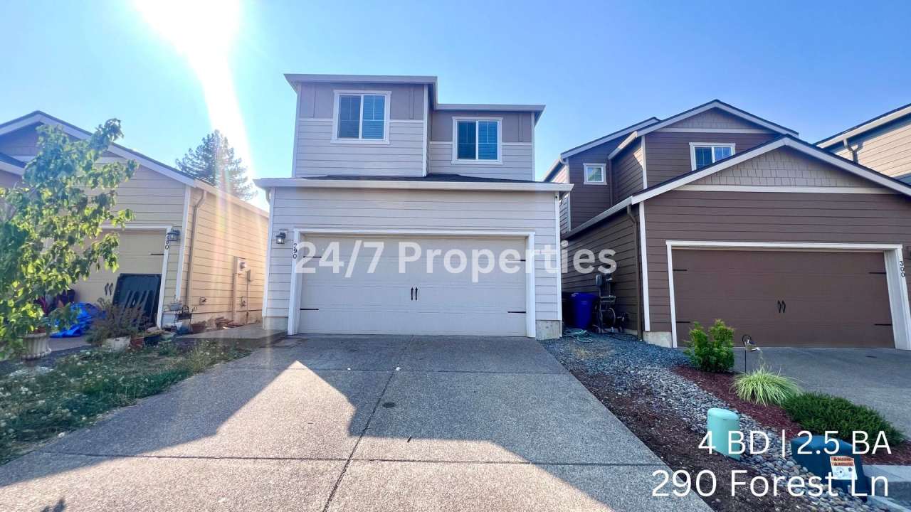 *1/2 OFF FIRST MONTH'S RENT* Magnificent 4BD I 2.5BA Molalla Home