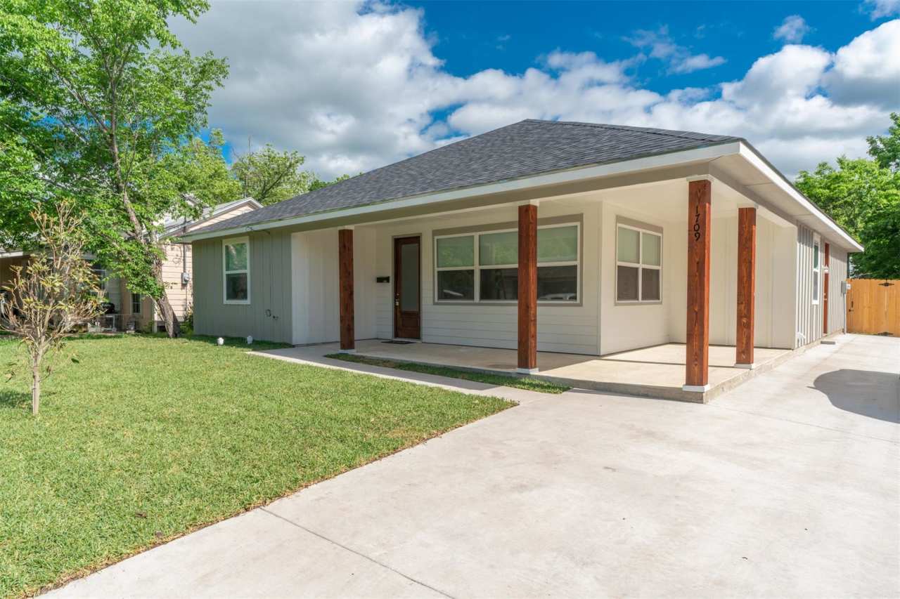 1711 Sycamore Street - 3