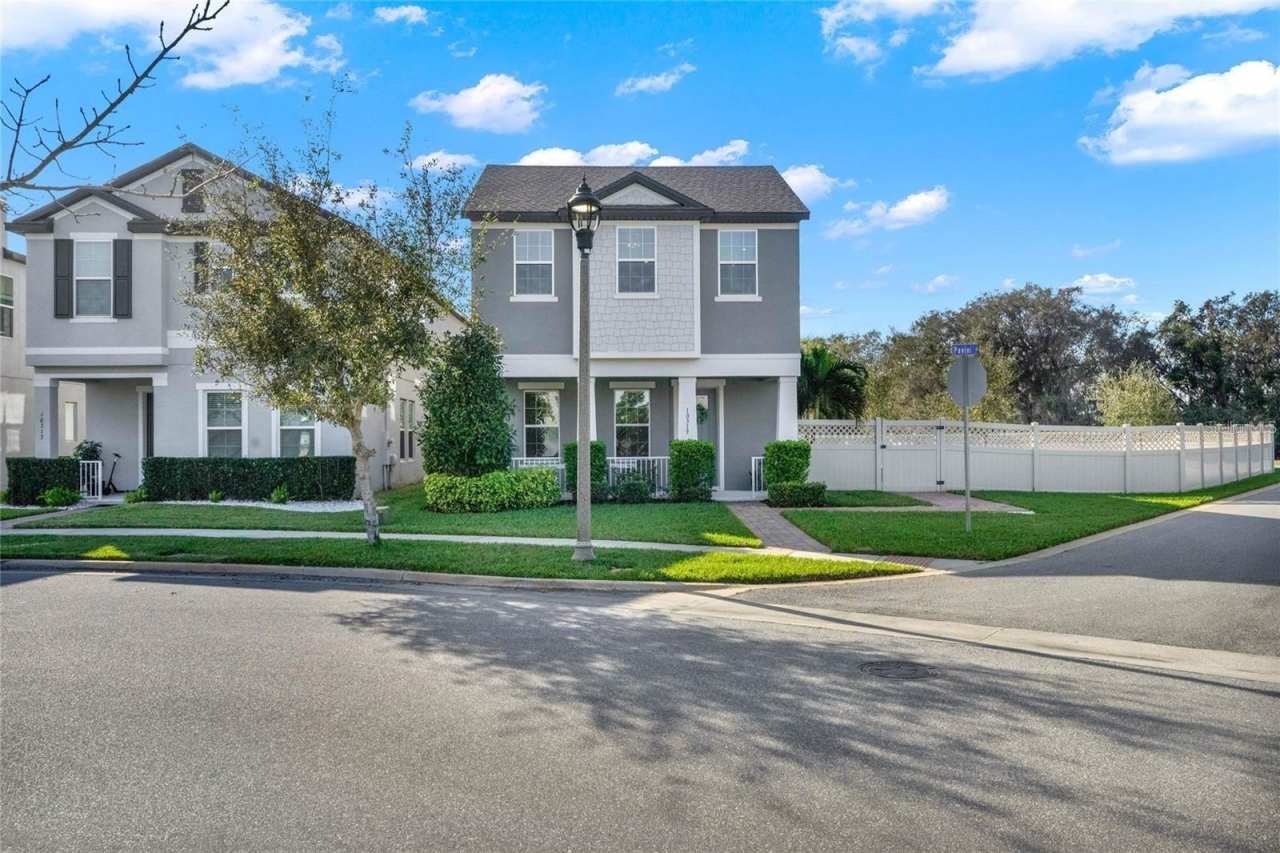 10319 AUSTRINA OAK LOOP