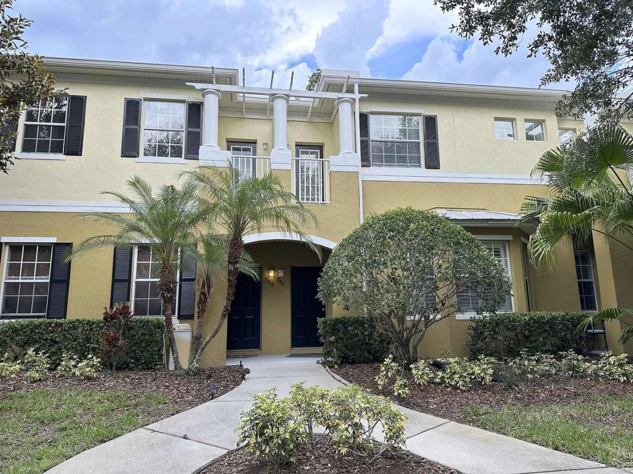 Spacious 3BR/2.5BA two story Citrus Park Townhome with 2 car garage in Village Centre