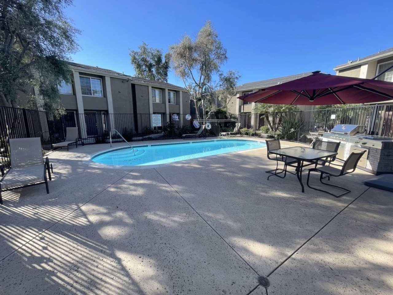 ***$500 off of 1st months rent***Beautiful 2 Story 2 Bed 2 Bath Condo in Mira Mesa