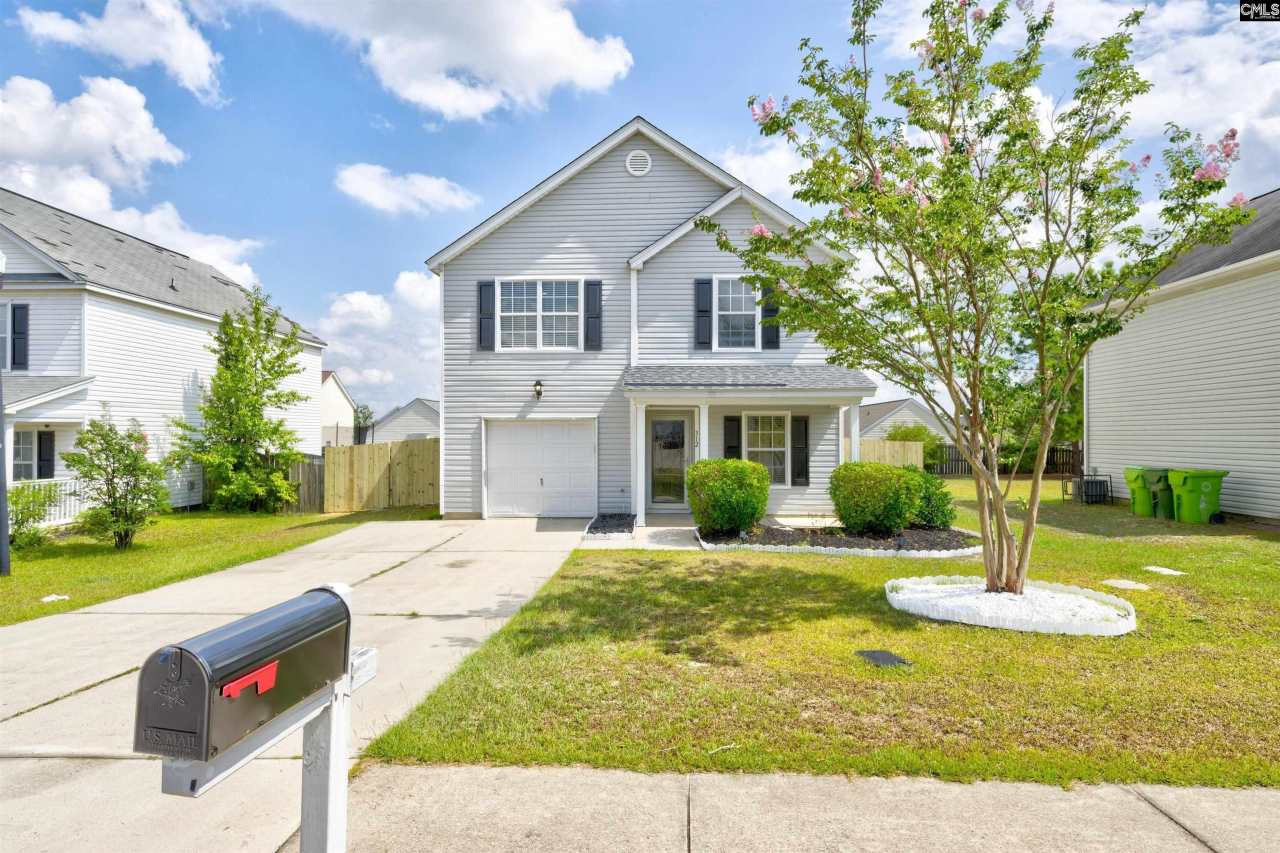 312 E Waverly Place Court