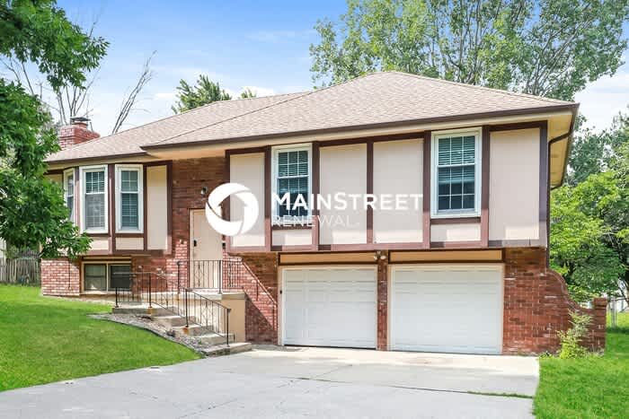 1005 Northeast 104th Terrace