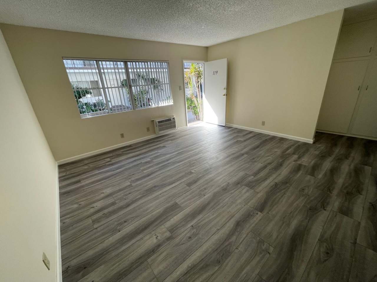 365 W. Doran st Glendale CA