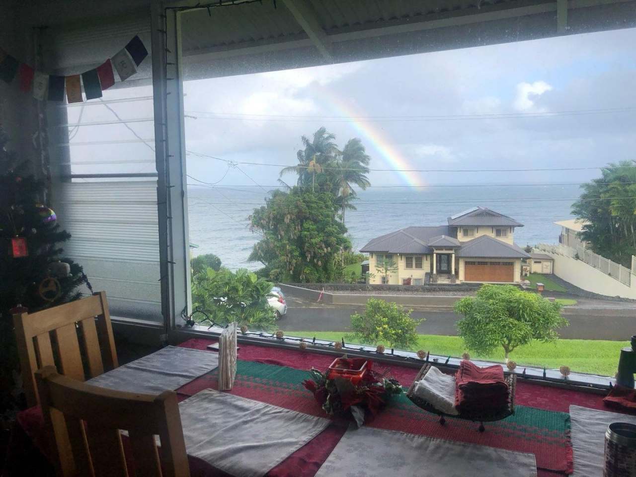 Ocean, Hilo Bay Views, Fully Restored Plantation Home