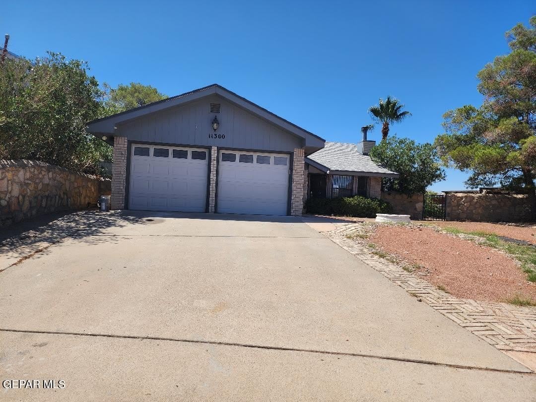 11300 Crater Lake Avenue