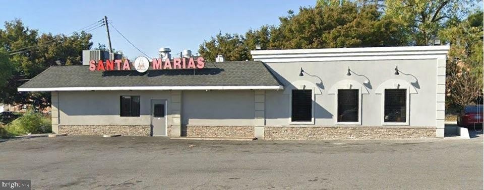 1378 N FREMONT Avenue