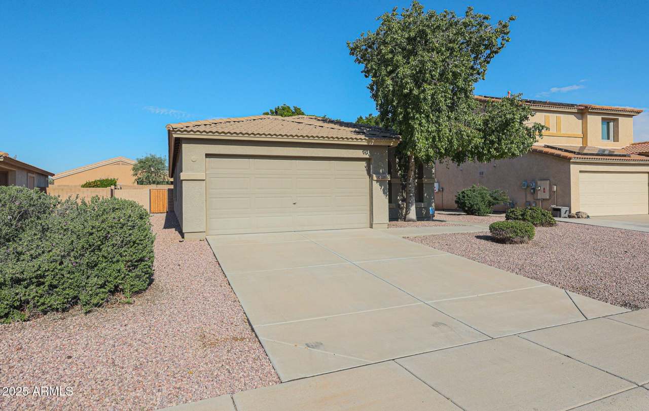 16026 W WINCHCOMB Drive