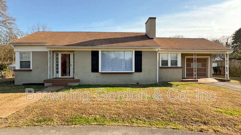 328 E. Thompson Lane