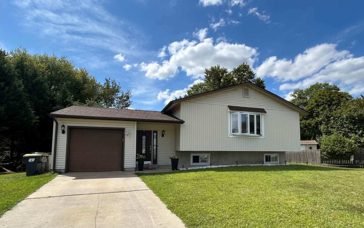 Welcome to 116 Kane Drive!