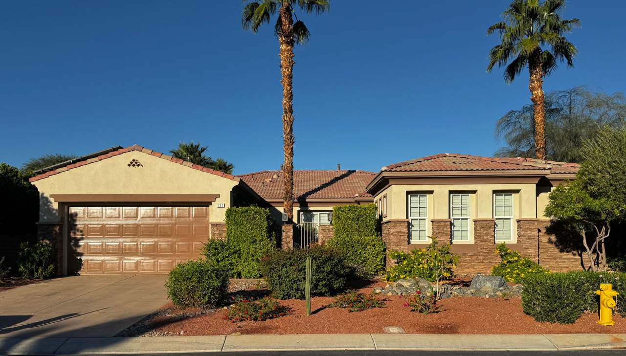 AVAILABLE NOW! STUNNING 4 Bedroom / 4 Bedroom home with Detached Casita in Amatisa in Palm Desert!
