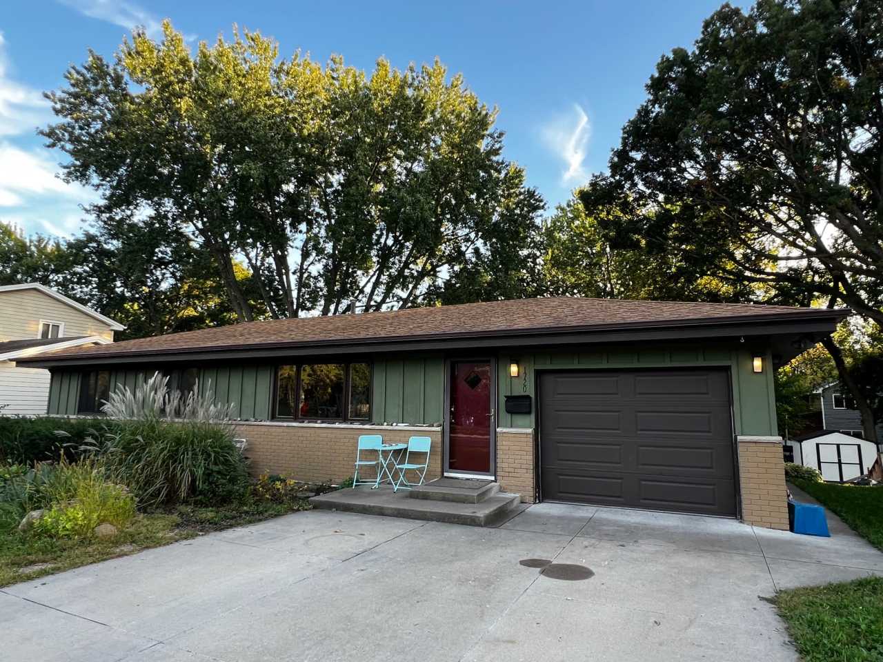 1720 49th Avenue Northeast