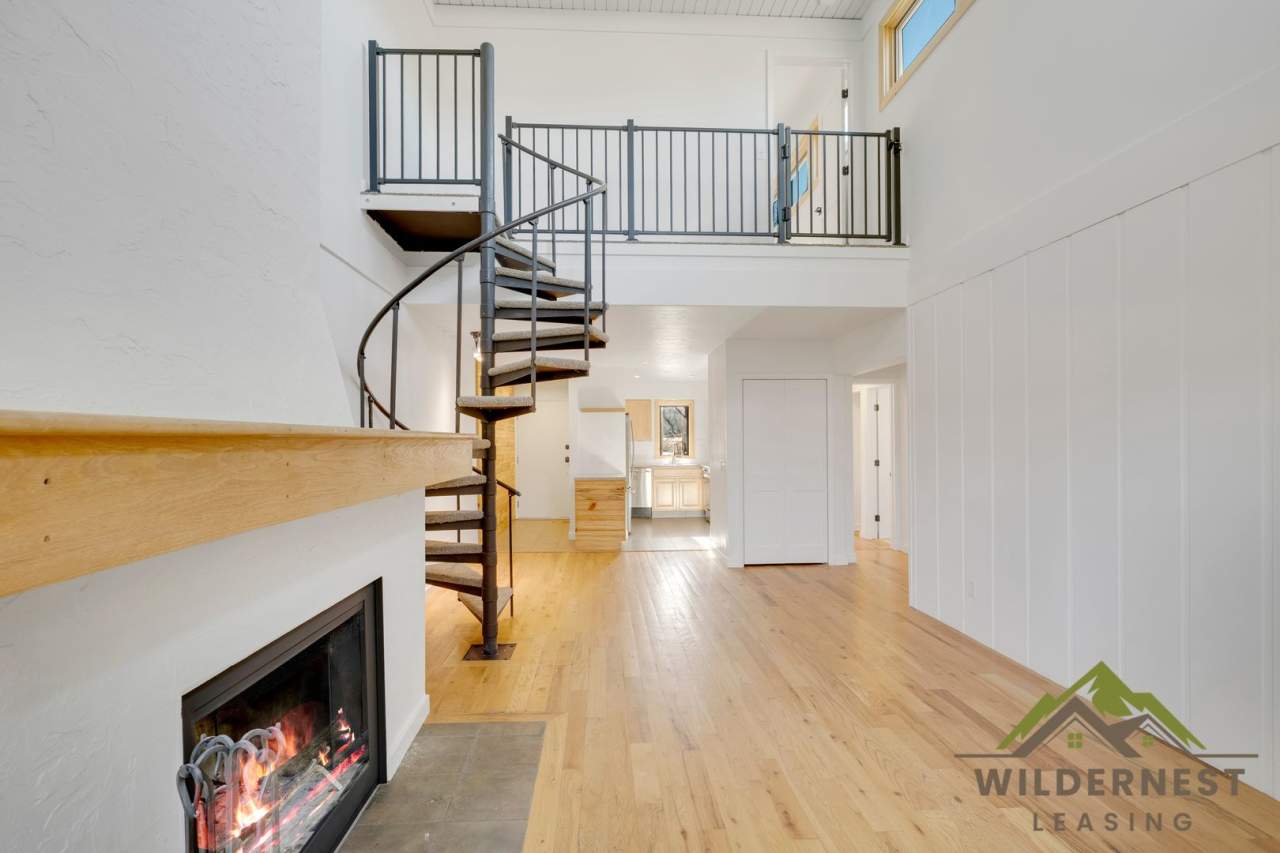 Fully Updated 3 Bedroom/ 3 Bath Peaceful Condo