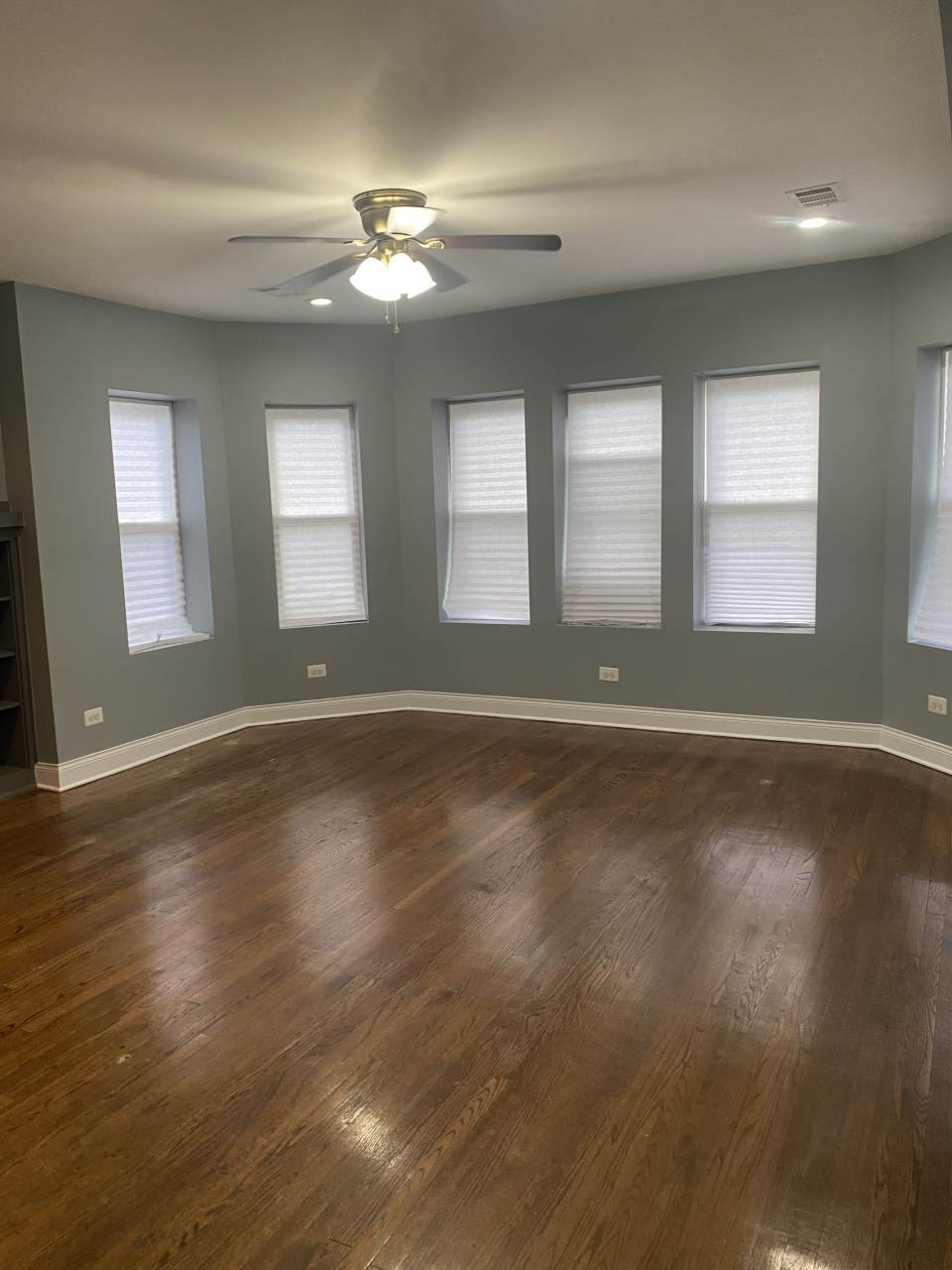 8053 South Champlain Avenue Unit 1