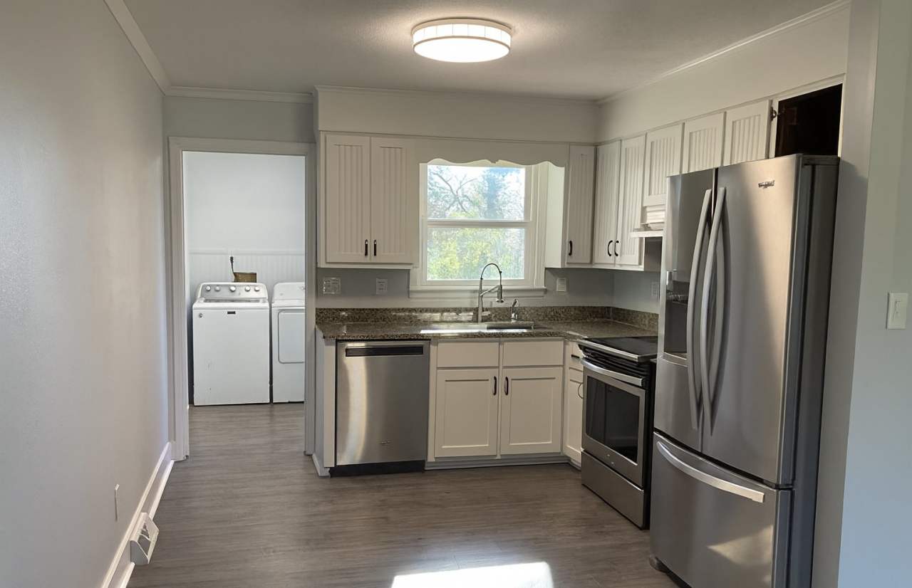 201 Hunter Drive - B