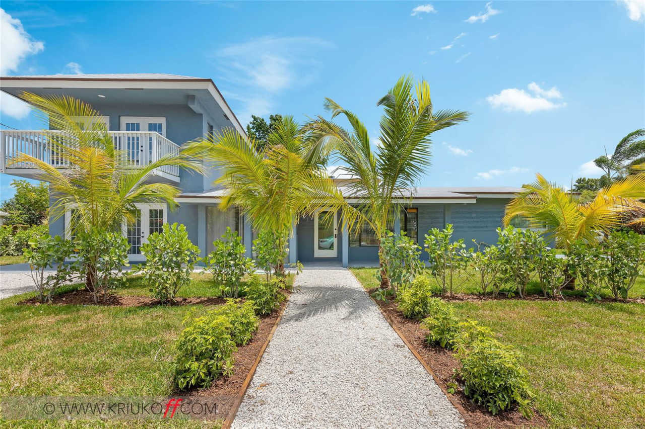 1720 Northeast 9th Avenue