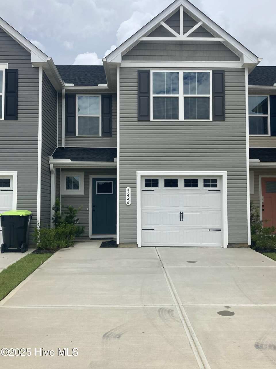 3226 Edgemead Circle NW