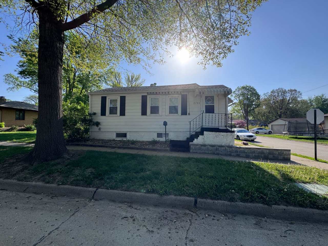 $1400 - 2 Bed 1 Bath House