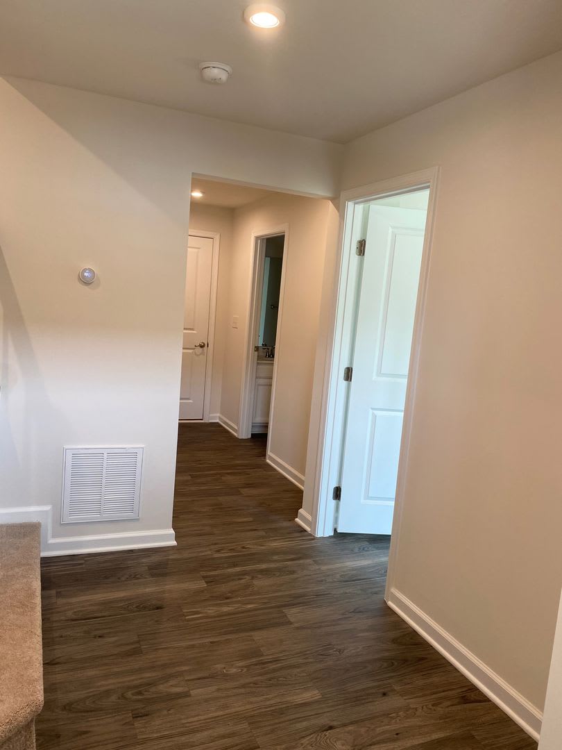 Room in 4 Bedroom Townhome at Valley Walk Dr