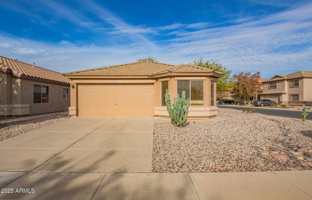 42346 W SUNLAND Drive