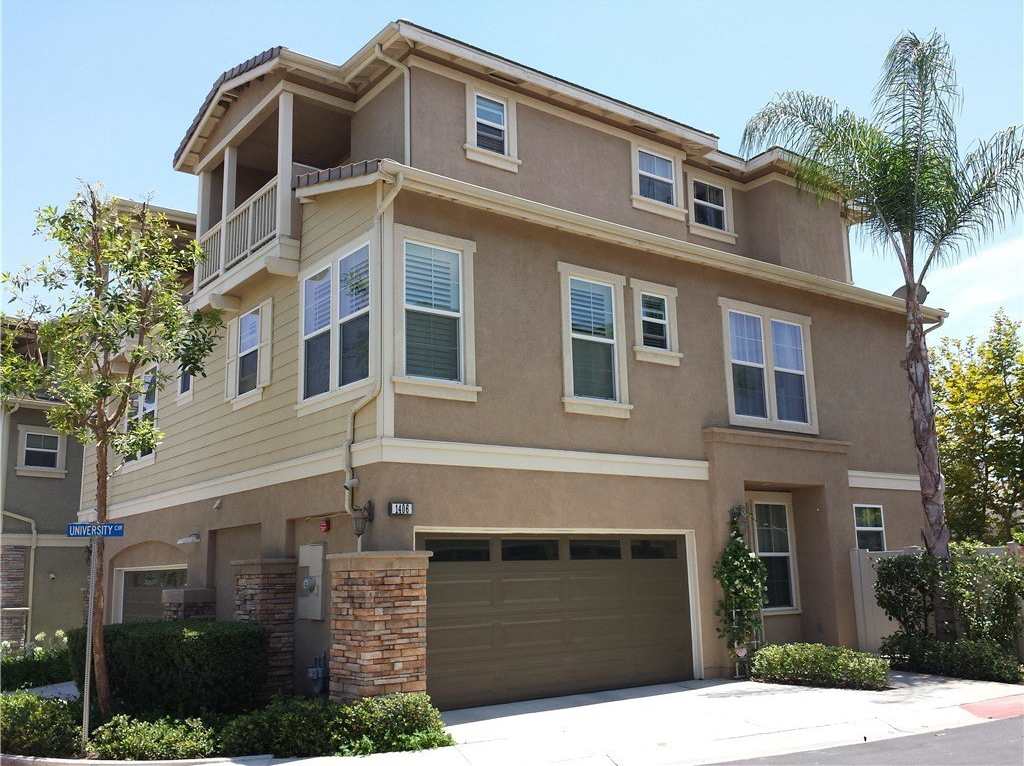 1406 University Circle