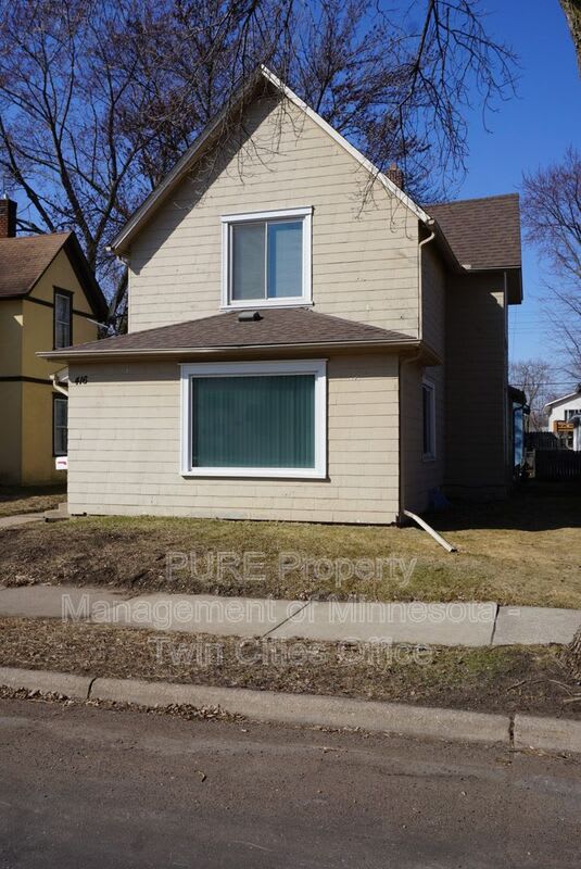 416 3rd Ave S