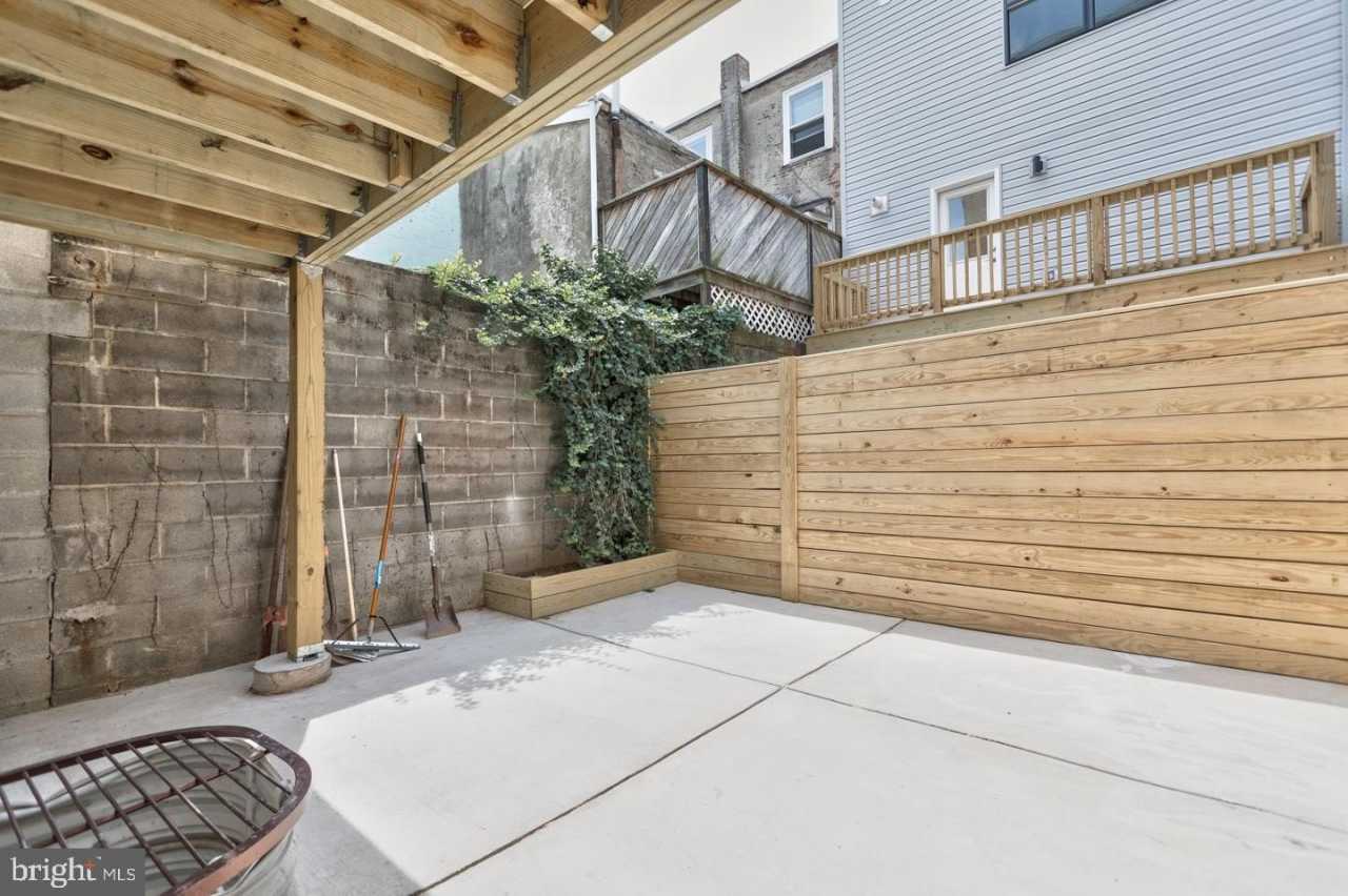 1322 N HOPE Street unit: A