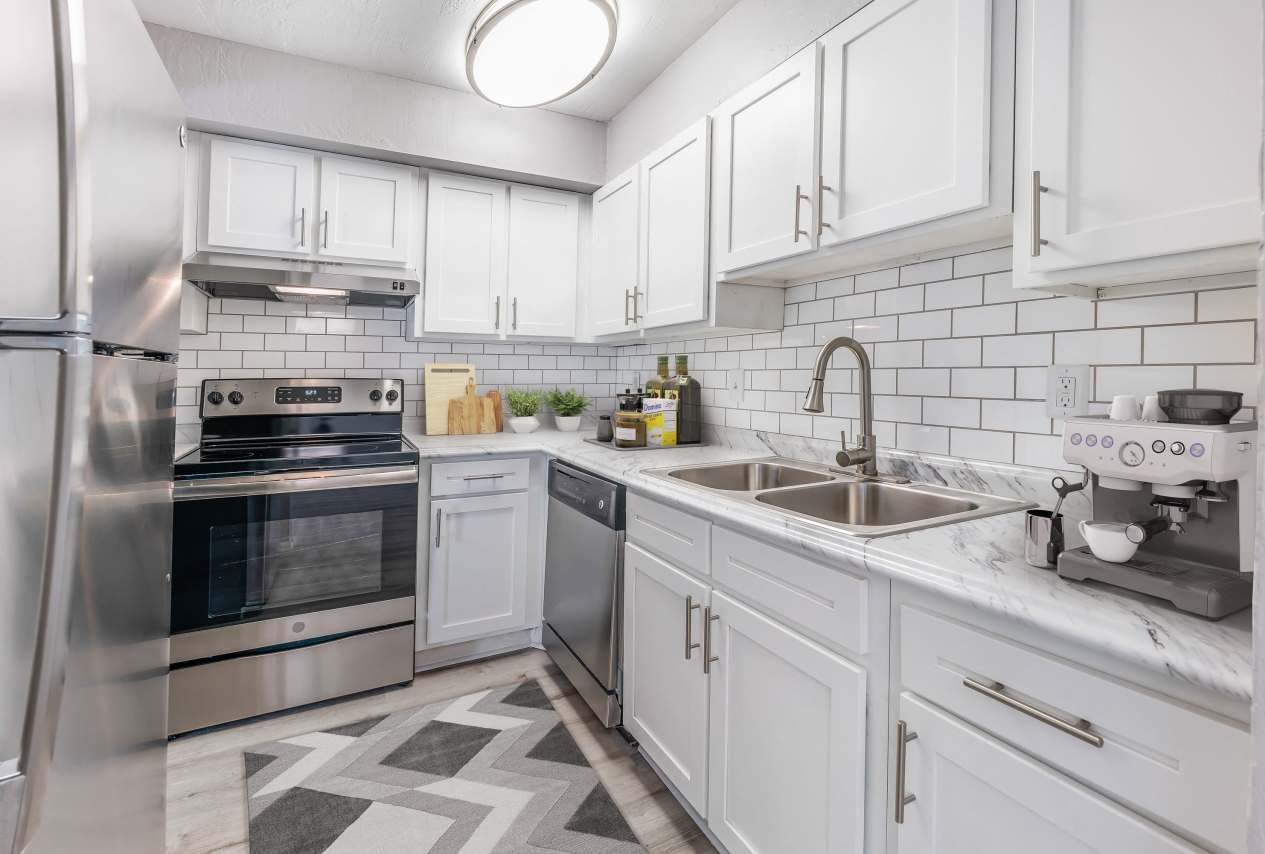 Mystic Bay Apartments