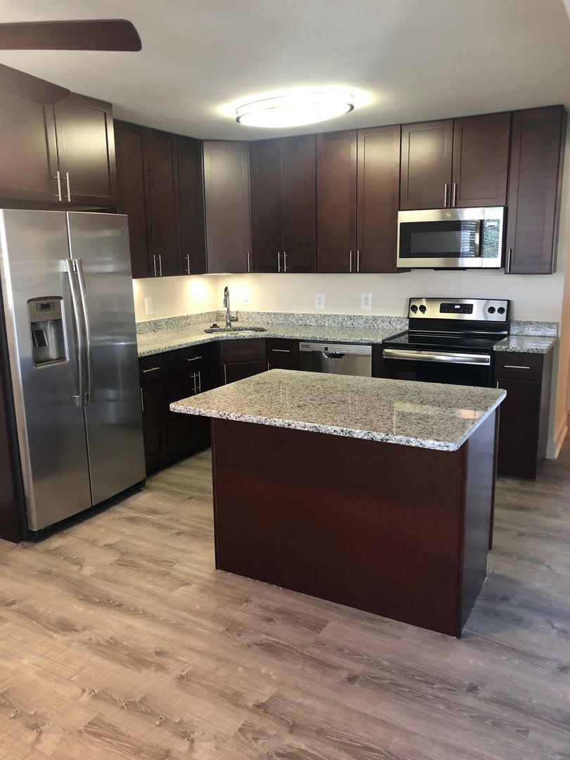 Randolph Square Apartments