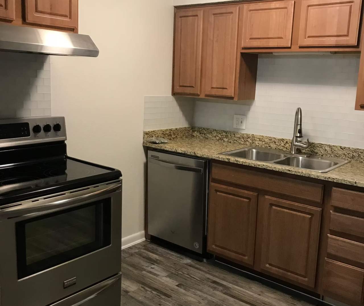 Wilshire on Mockingbird