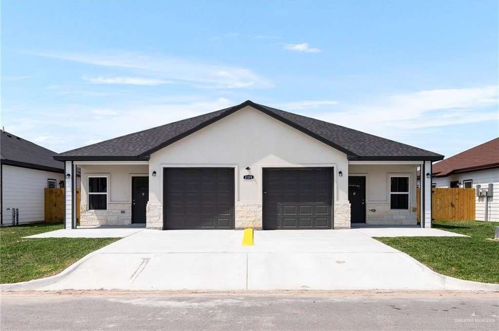 2328 N Valley Circle