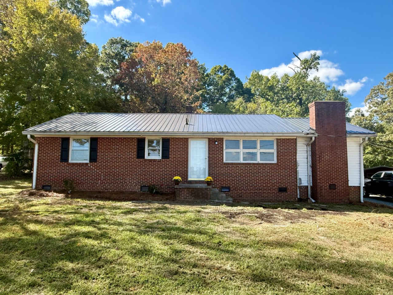 2BR • 1BA + Two Flex Spaces – Updated Home in Gibsonville!