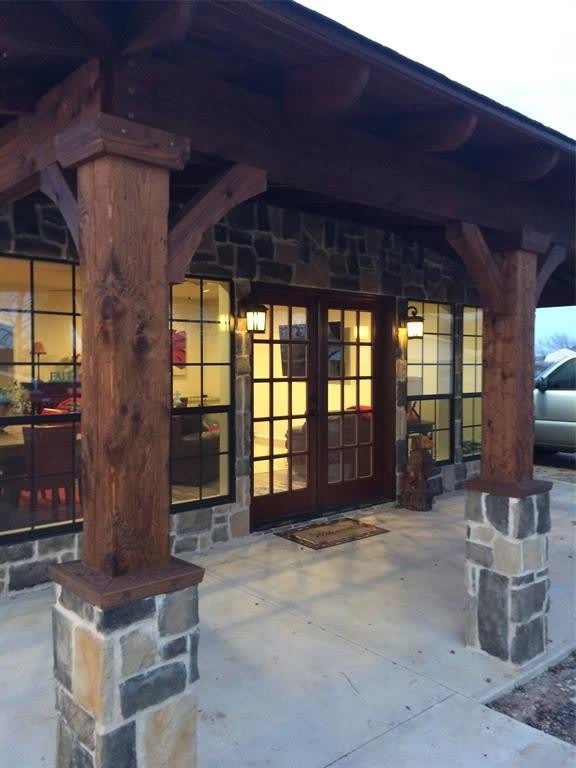 907 Clearview Street