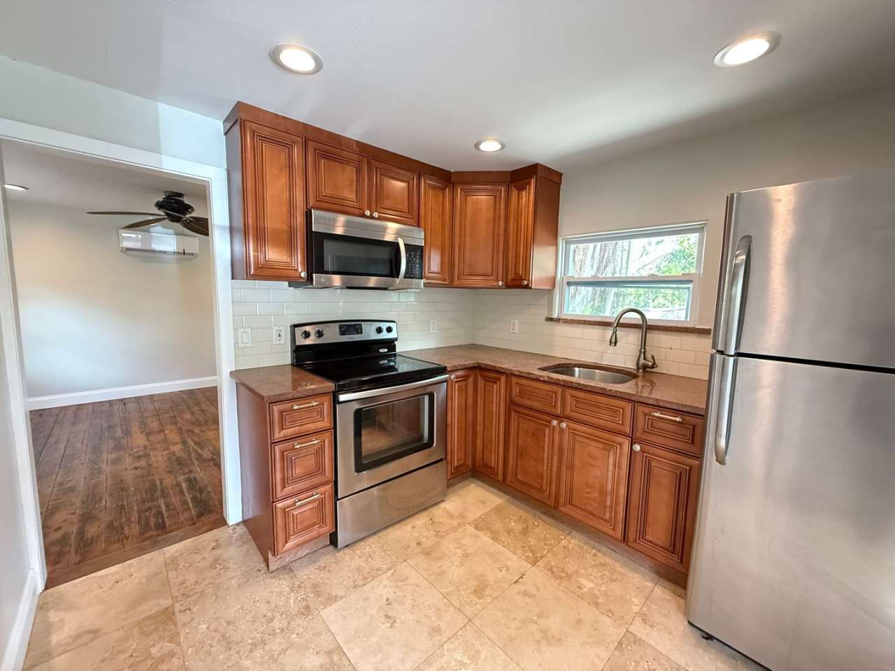 1 Bedroom 1 Bathroom with WD