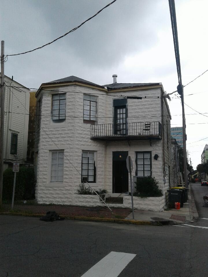 245 Lincoln Streets